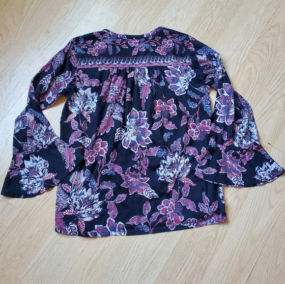 Lucky Brand Woman's Long Sleeve Floral Blouse Size S. - Picture 2 of 6